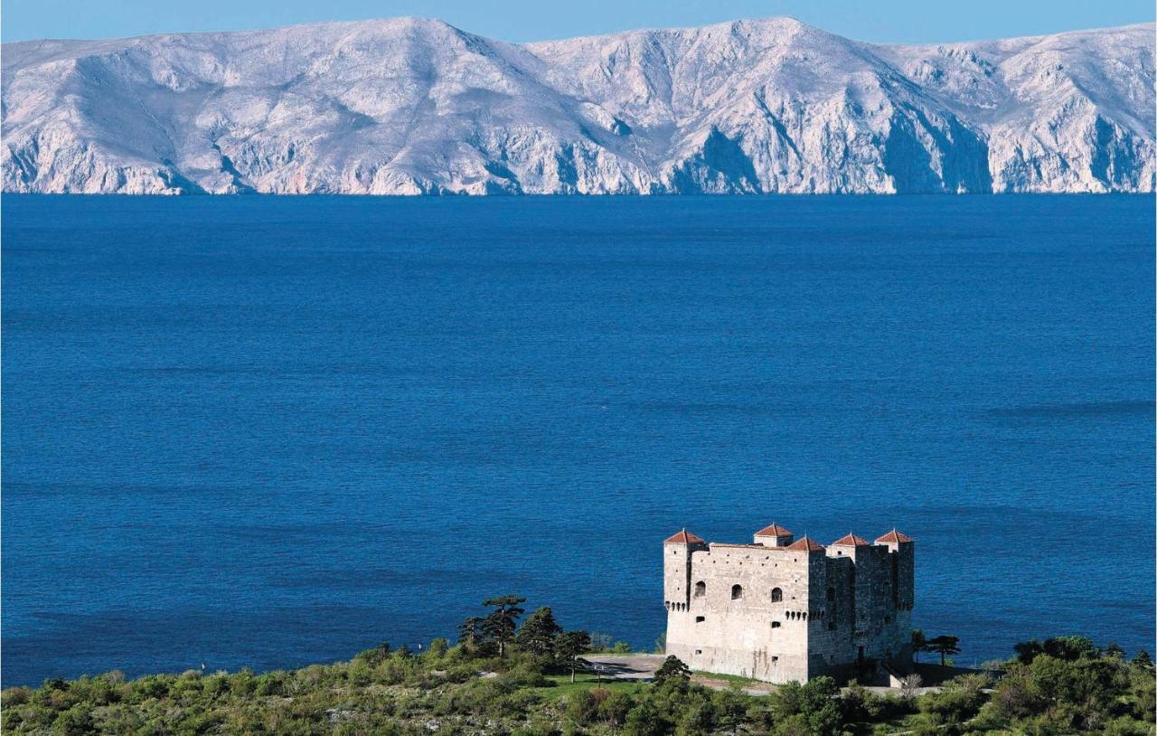 Awesome Apartment In Senj With Wifi Exterior foto