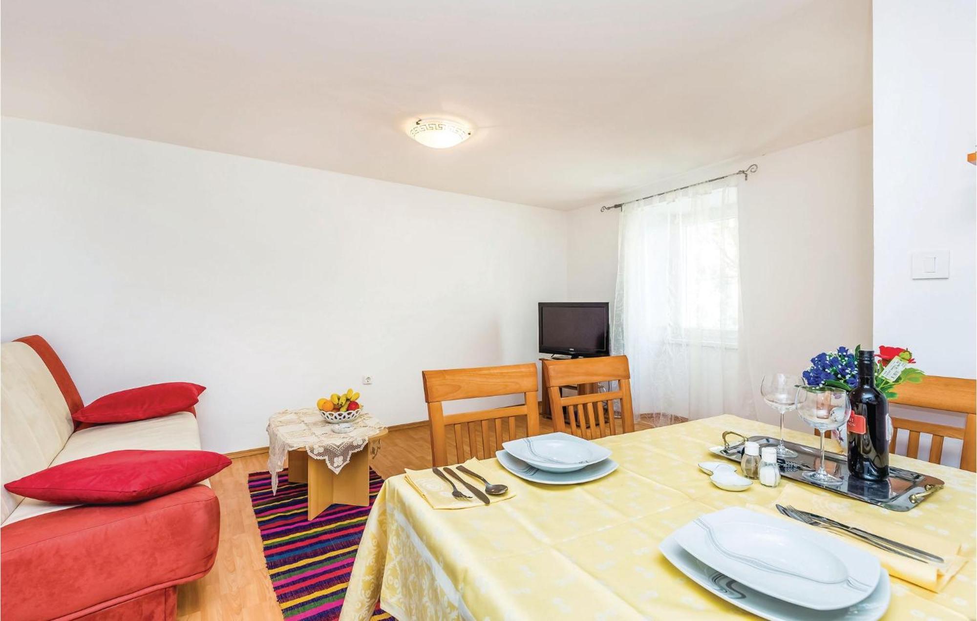 Awesome Apartment In Senj With Wifi Exterior foto