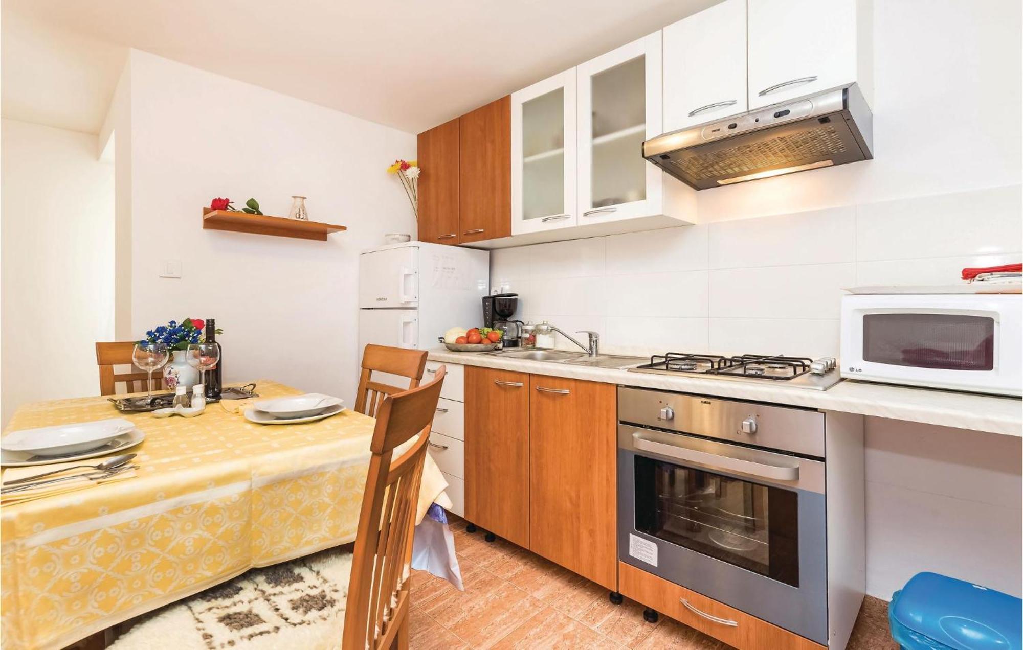 Awesome Apartment In Senj With Wifi Exterior foto