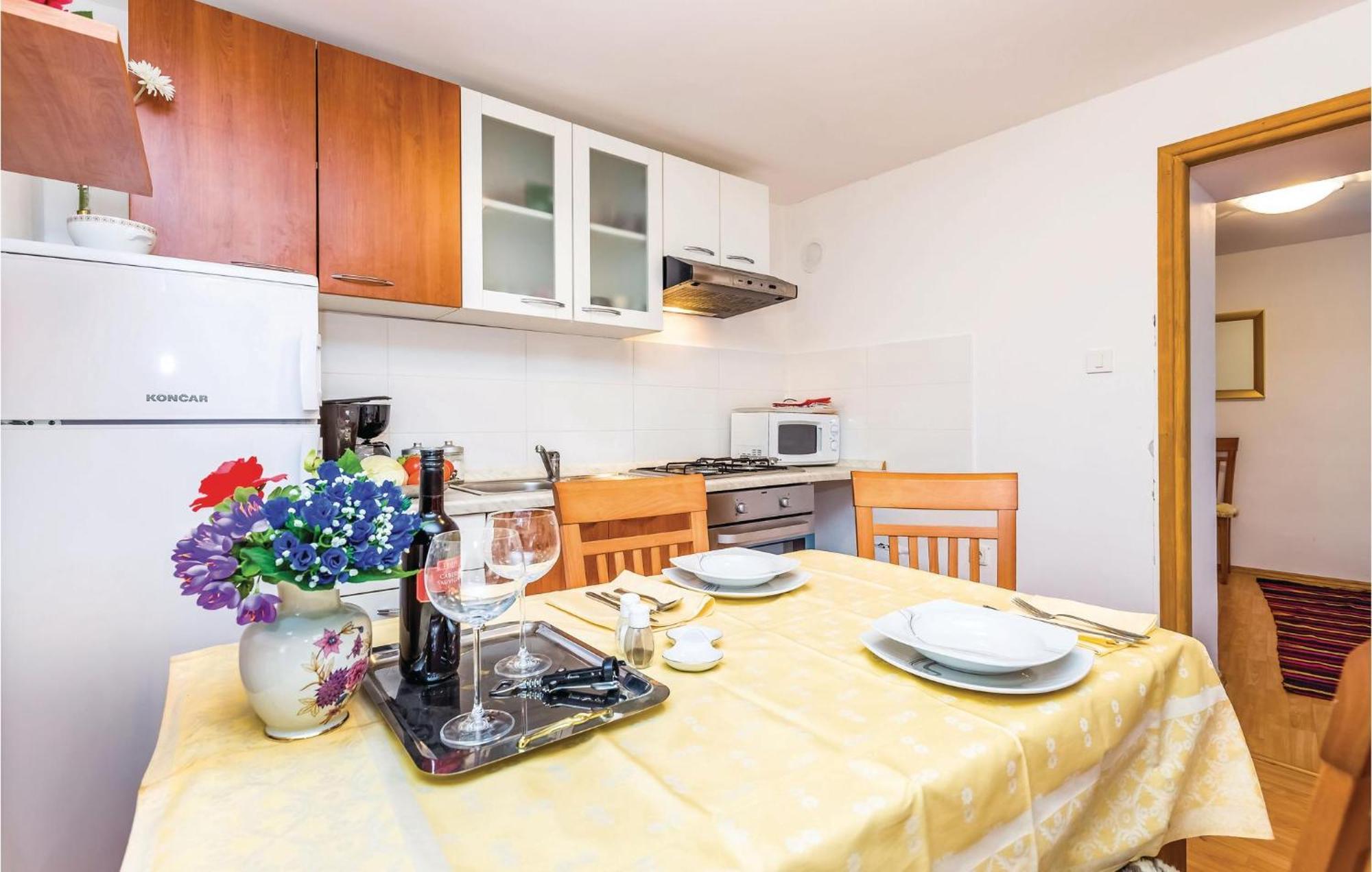 Awesome Apartment In Senj With Wifi Exterior foto